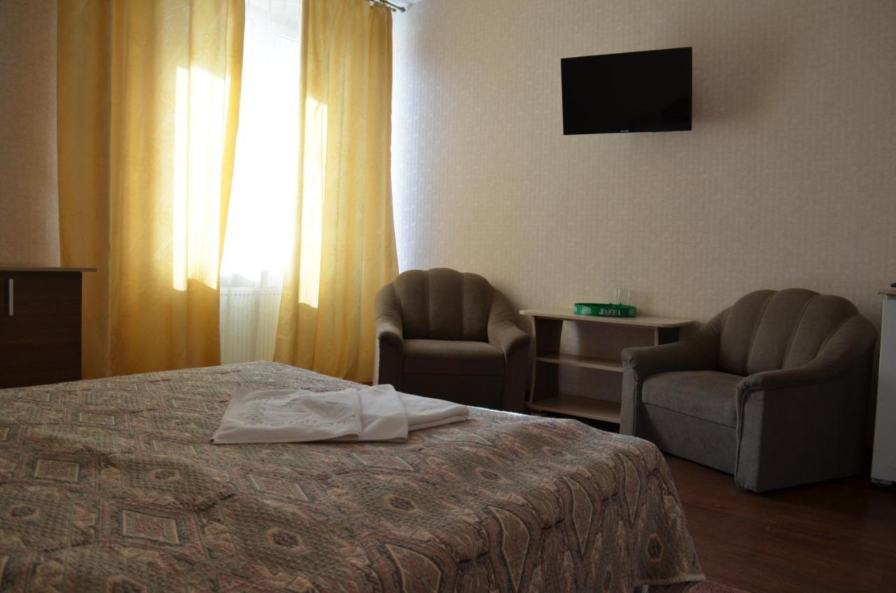 Gostiniy Dvor Hotel Vinnytsia Exterior photo