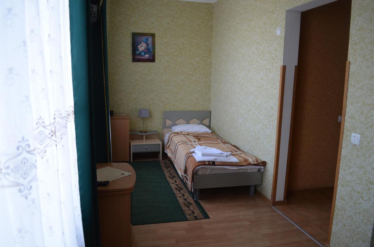 Gostiniy Dvor Hotel Vinnytsia Exterior photo
